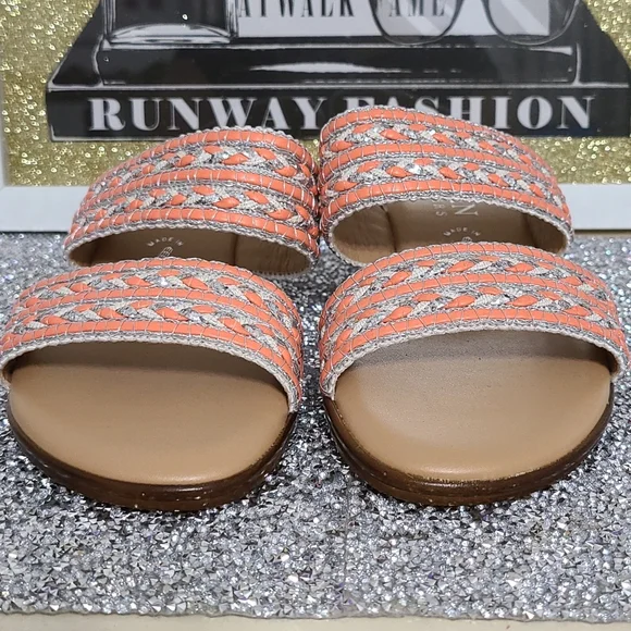 NWT Italian Shoemaker Strap Sandal with small Heel SZ 6 Salmon and Silver - Picture 10 of 11